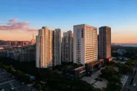 Zhouya Seaview Audio-Visual Vacation Homestay (Huoju 8th Street International Coastal Baths) Hotels near Linhai Park