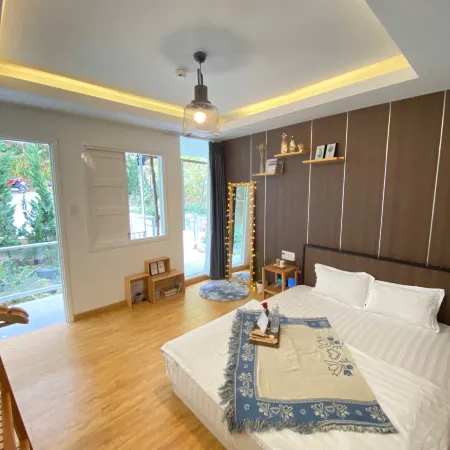 IZA Homestay