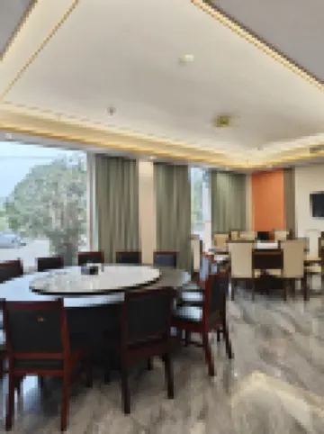 관푸 야셰 유징거 베드 앤 브렉퍼스트