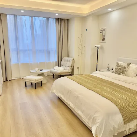 Xiaoyuguo Homestay (Zhanjiang Wanda Rongsheng Central Plaza)