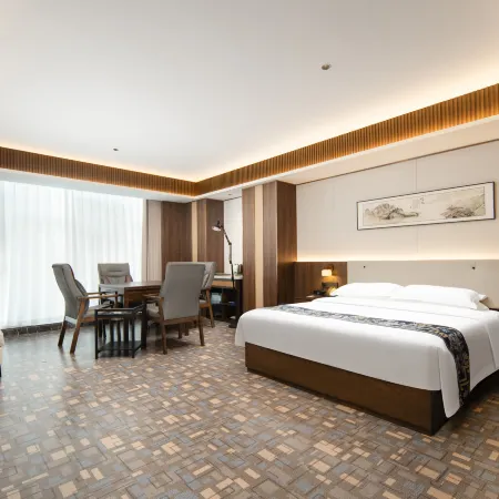 Jinliyuncheng Hotel (Qiankun New Town Shopping Outlet, Hubei Polytechnic Institute)