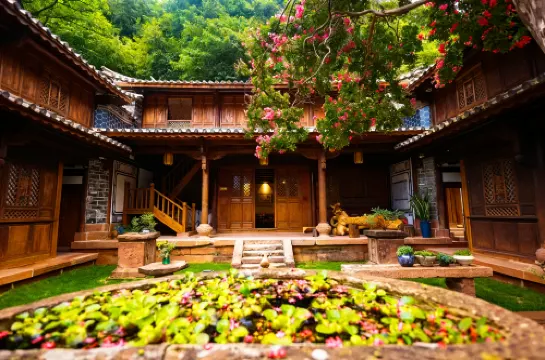 Mo Wen Qi She B&B
