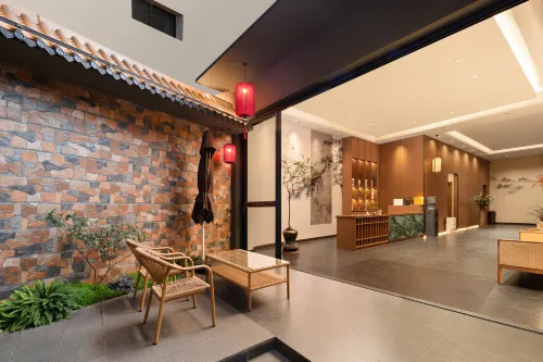喜舍私湯溫泉飯店（湖泉生態園店）