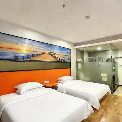 18 Boutique Hotel (Zhangzhou Qiloucheng Ligang Commercial Street) - Mountain view