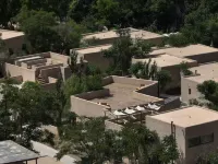 LOSTVILLA(Zhongwei Yellow River Dormitory) - رومانسي