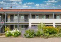 โรงแรม B&B ตรัยส์ บาเบรย