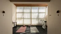Dunhuang Xiyu Resort Homestay (Mingsha Mountain Crescent Spring) - Gym
