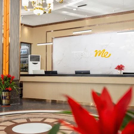 Yixuan Hotel (Maoming Cuihui Building Branch)