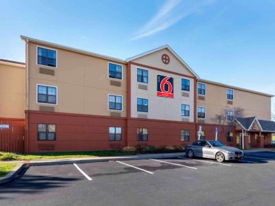 Studio 6 Corporate Extended Stay Rochester Henrietta NY
