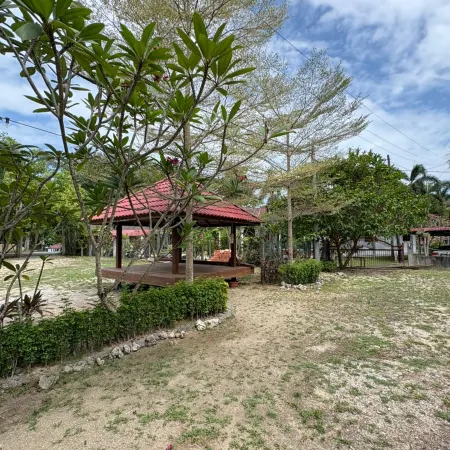 Red Coral Cottage Отели рядом с достопримечательностью «Культурно-ремесленный комплекс»