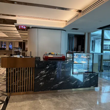 Grace Hotel Отели рядом с достопримечательностью «Станция надземного метро Chit Lom»