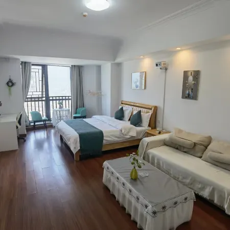 Yueyi Apartment (Putian Chengxiang Wanda Plaza)