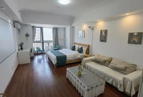 Yueyi Apartment (Putian Chengxiang Wanda Plaza)