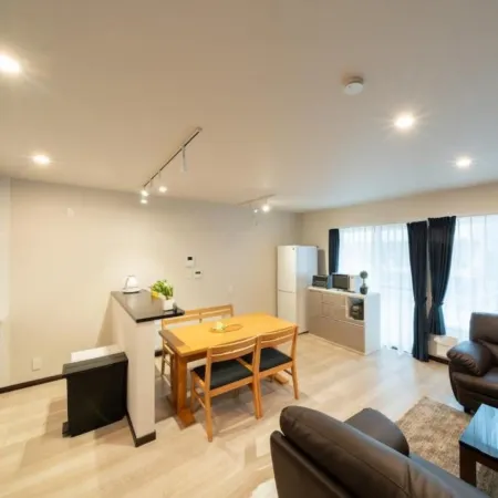 South 5 House