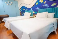 Luoke Sea Hotel (Polar Ocean World Stone Old Man Seawater Bathing Beach)