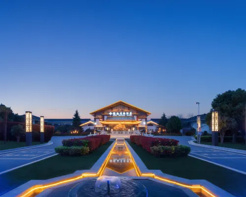 Good Fortune Hot Spring Hotel Hotels in Donghai