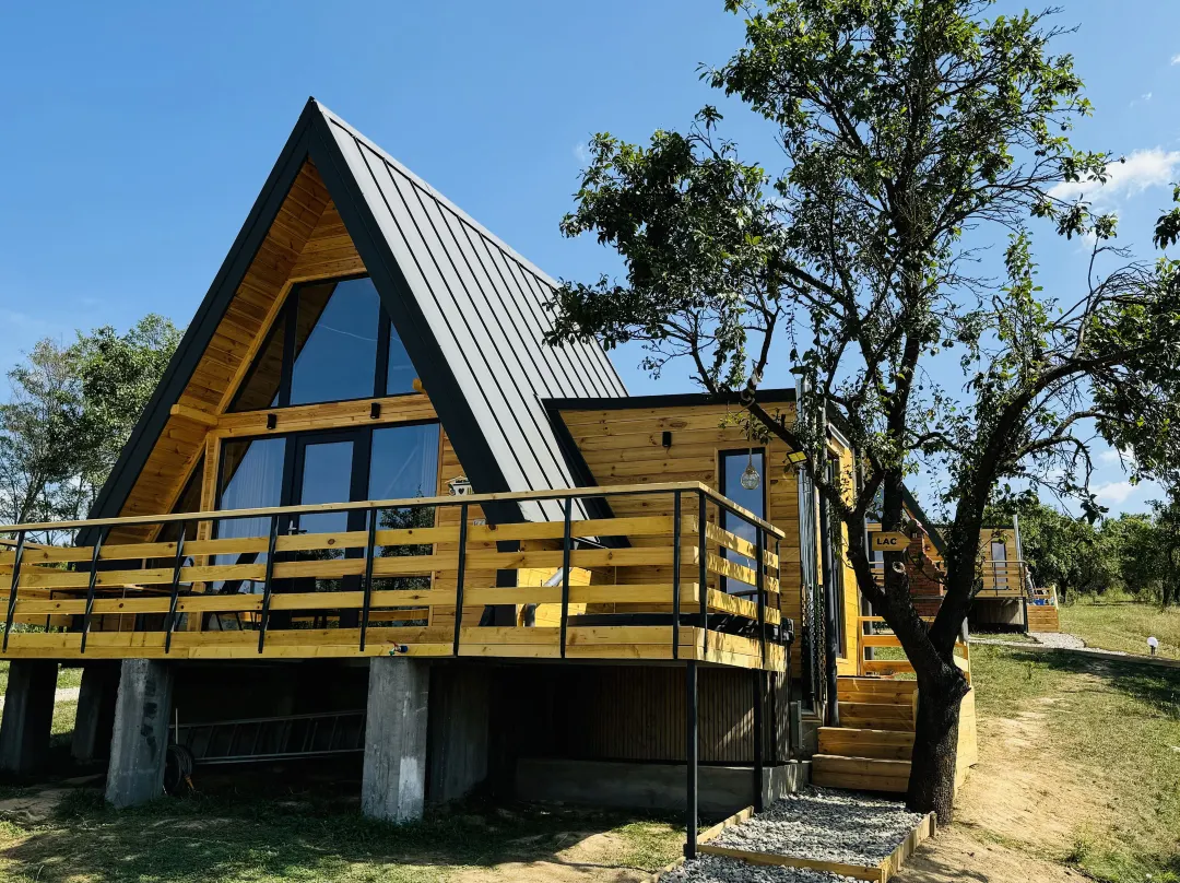 Chiang Mai A-frame Cabin | Hot Tub Escape - Transylvania