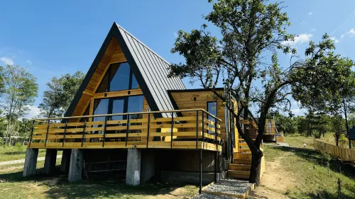 Chiang Mai A-Frame Cabin | Hot Tub Escape - 民泊