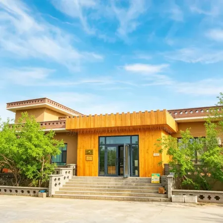 Ruoqilou Lanqi Tiao Homestay