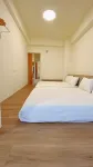 Chestnut House - Whole Floor Homestay - 주차장