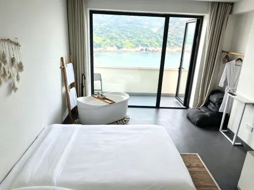 Shengsi · Flower Bird Island Blossom Cluster Seaview Holiday Homestay - 2성급