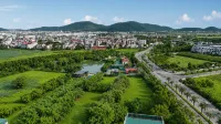 HUAYUE JINGPIN HOTEL - pet friendly