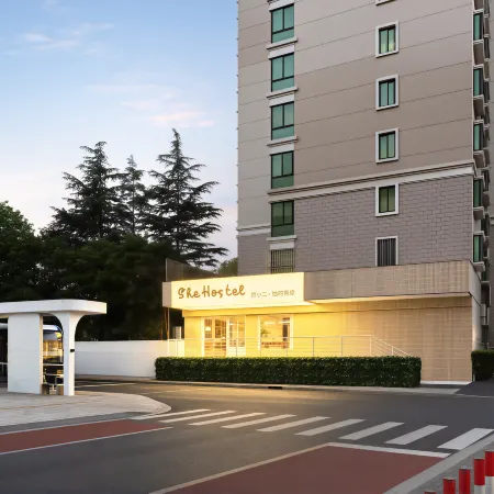 Lv Xiao Er · Her Youth Hostel (Shanghai Chifeng Road Subway Station)