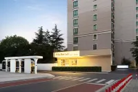 Lv Xiao Er · Her Youth Hostel (Shanghai Chifeng Road Subway Station) Hotels in North Sichuan Road Geschäftsviertel