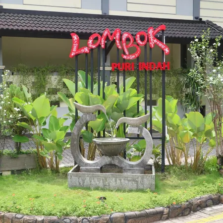 Hotel Puri Indah & Convention