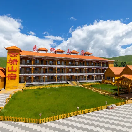 Nilka Liangqi Mountain Lodge Hotel (Mengket Scenic Area)