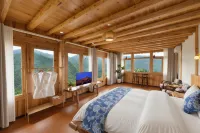 Xijiang Longtang Daoshan Yunju Homestay - Airport Shuttle