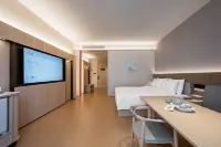 Ji Hotel (Zuoquan Central Park) - Park Yeri