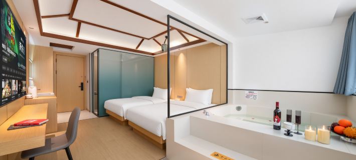 Maitreya Blue Lake Hot Spring Resort Hotel Hotels in Mile