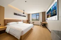 Xinxiang Normal University Licheng Ruixuan Hotel - 3-Star