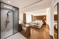 Yinyu Guanzhi · Hidden Retreat · Secluded Aesthetic Homestay (Dukezong Ancient City) - ที่มีที่จอดรถ