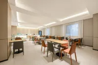 City Comfort Inn (Tiandong Store) - parking