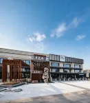 Unseen Mountain · High Luxury Homestay (Harbin Shimao Avenue Ice and Snow World Store) - Hot Springs