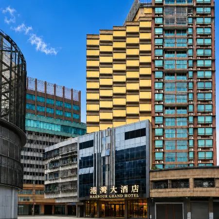 Grand Harbour Hotel