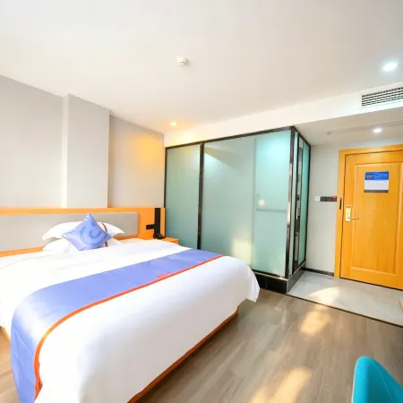 Junyi Hotel( Santai Phoenix Mountain Hotel