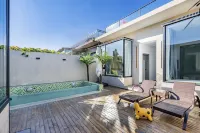 Qiqi Huaxi Homestay (Qinglongxia Scenic Area) Отели рядом с достопримечательностью «Пейзаж Цин Лонг-Ущелья»