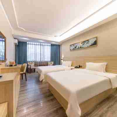 精途酒店（化州北京路火車站店） Rooms