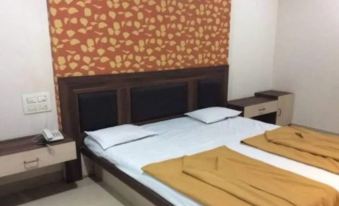 SIDDHESH LODGING - Housity