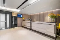 Yue Gaming Hotel (Shanghai Zhoupu Xiaoshanghai Pedestrian Street)