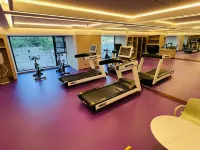 Bolinghui Hotel (Chengdu Panda Base West Gate Subway Station Store) Hotels near Xindu