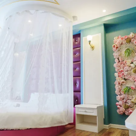 Hongji Business Hotel Hotele w: Fujin City