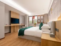 Floral Lux Hotel·Lotus Pond Moonlight hotel (Shaoxing Keyan Scenic Area) Hotels near Shaoxing Keyan Mountain