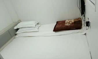 Kangding Gaosheng Apartment