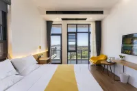 Wenling yinxingyuan seaside home stay