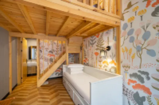 Xiangse Hotel (Universal Beijing Resort Branch)