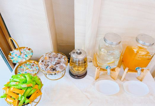 전닝 호텔 로비